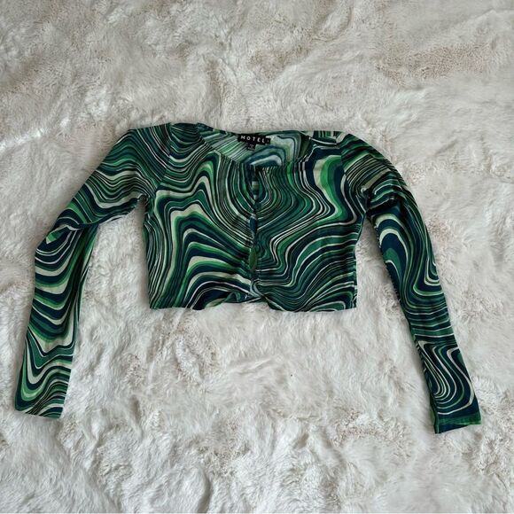 MOTEL Rocks size s green trippy print long sleeve button up crop top - Picture 2 of 7